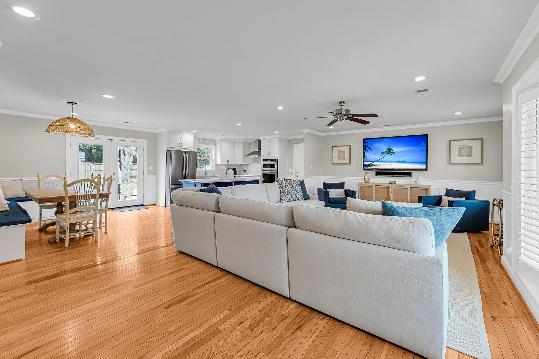 1093 Harbor View Road