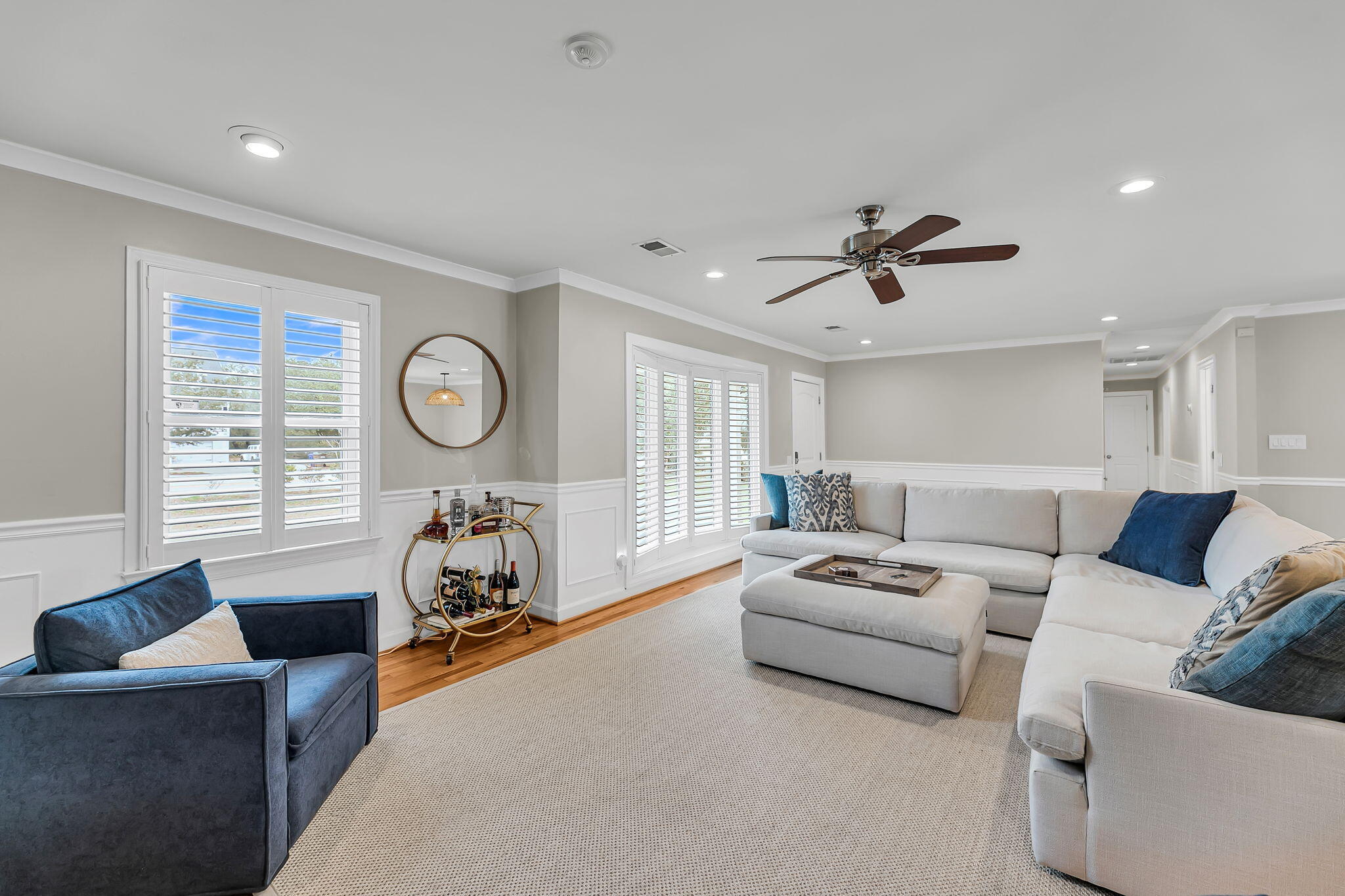 1093 Harbor View Road