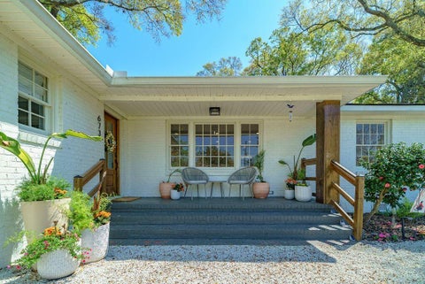 Photo of 673 Edmonds Drive, Charleston, SC 29412 (MLS # 26008255)