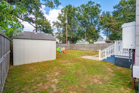 A home in North Charleston