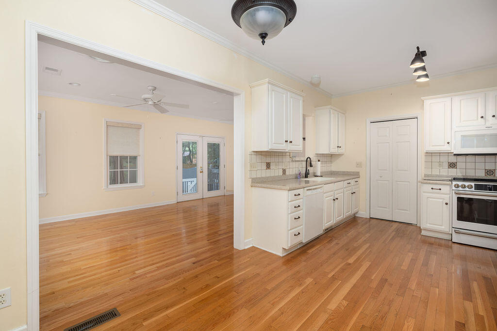 1413 River Front Drive