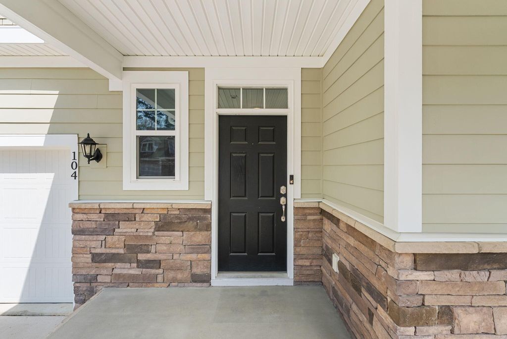 Photo of 104 Coastal Wood Lane, Summerville, SC 29483 (MLS # 26007165)