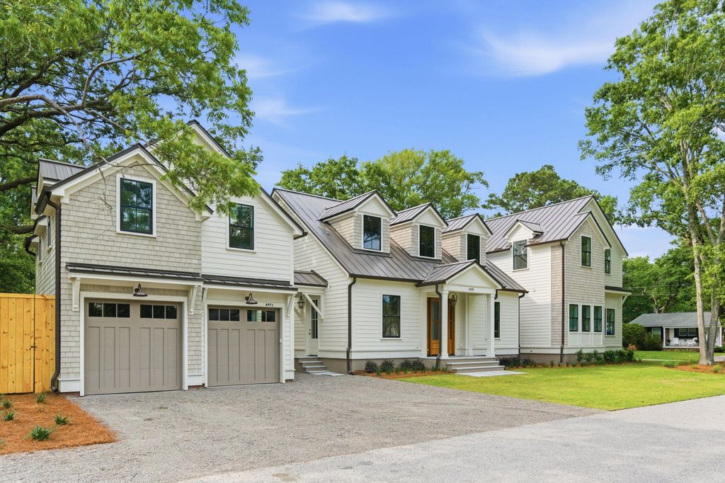 Photo of 1445 Goblet Avenue, Mount Pleasant, SC 29464 (MLS # 26014003)
