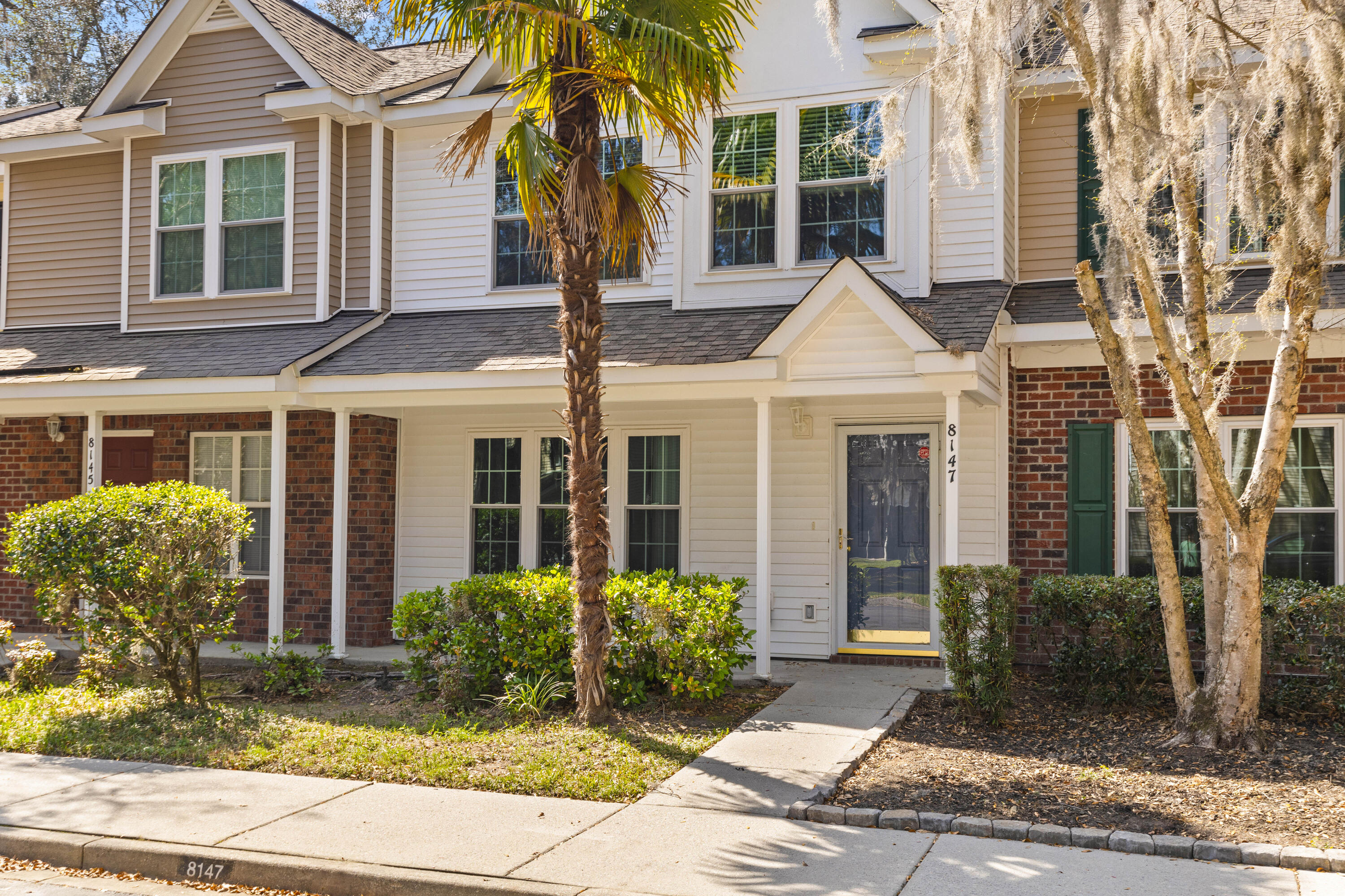 8147 Shadow Oak Drive