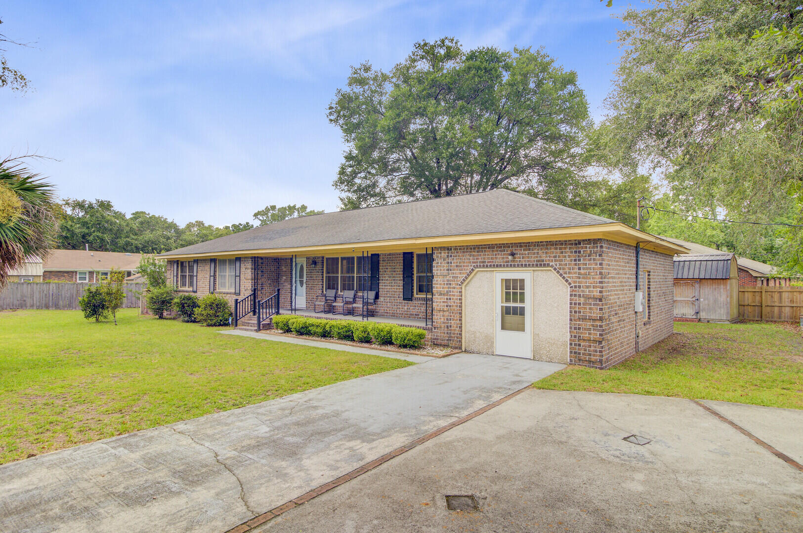 1404 Ivy Isle Drive