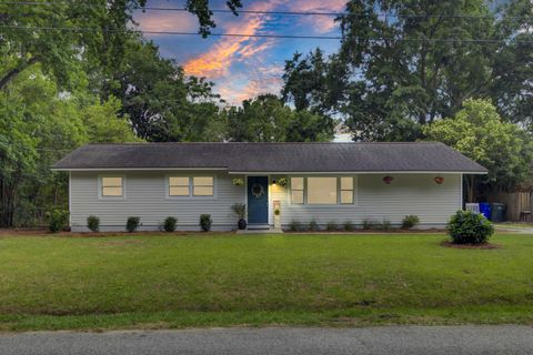 Photo of 1515 Mulberry Street, Charleston, SC 29407 (MLS # 25014014)