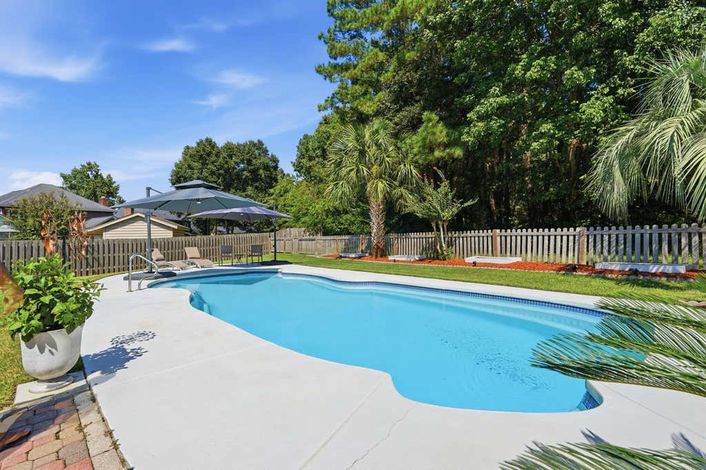 Photo of 106 Six Point Court, Goose Creek, SC 29445 (MLS # 26023756)