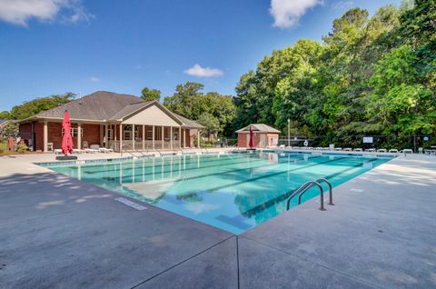 A home in North Charleston