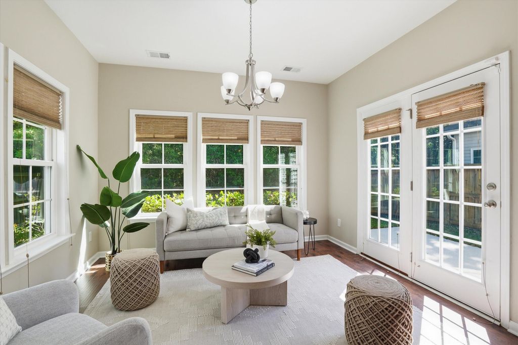 Photo of 1551 Camarillo Court, Mount Pleasant, SC 29429 (MLS # 26010910)