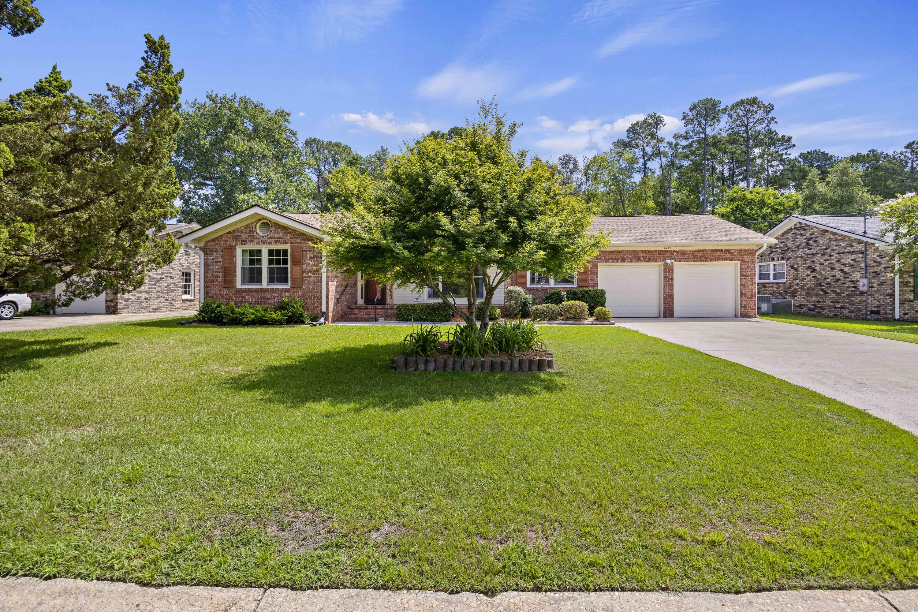 8428 Yorkshire Lane