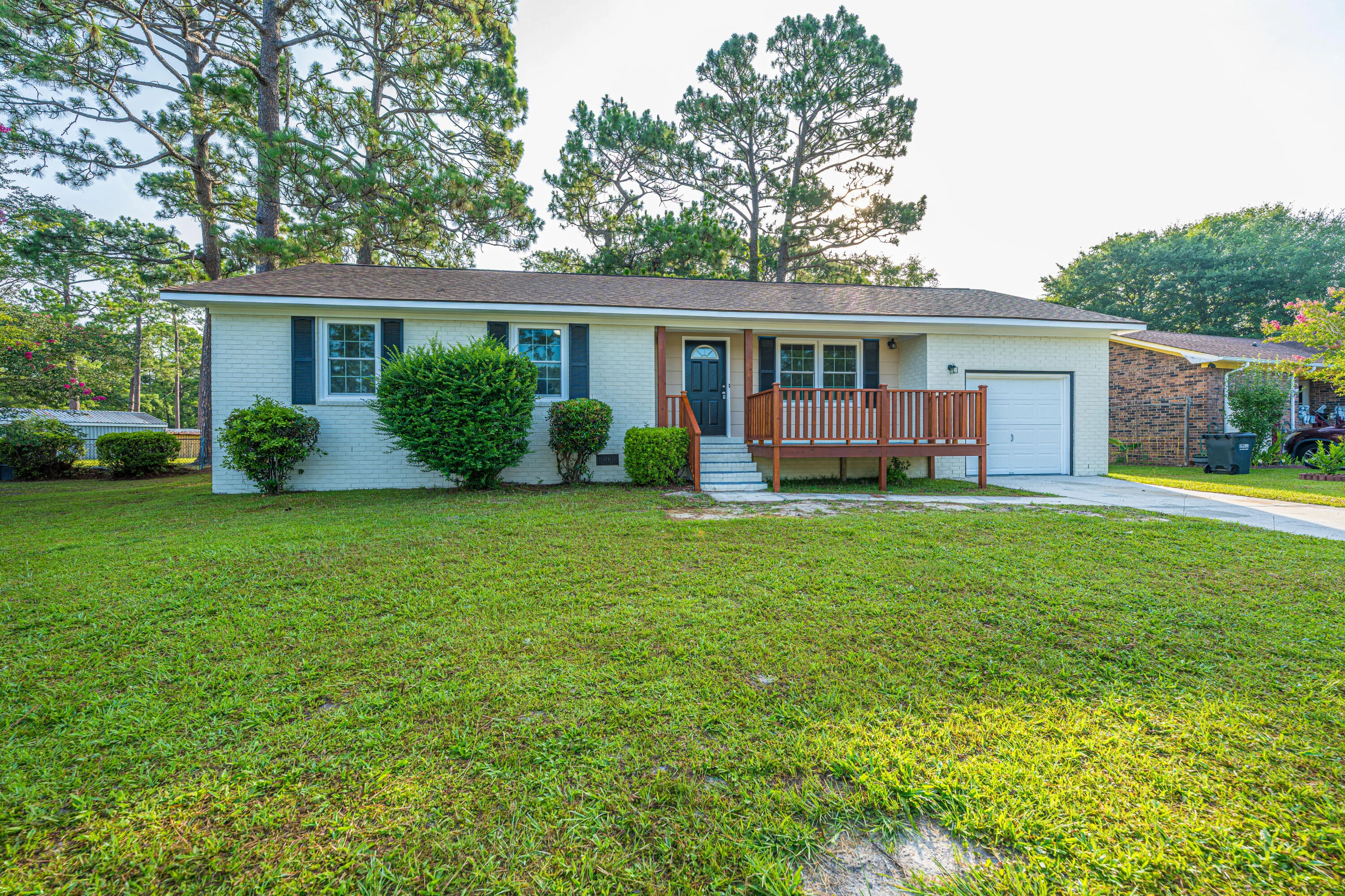 104 Forest Lane