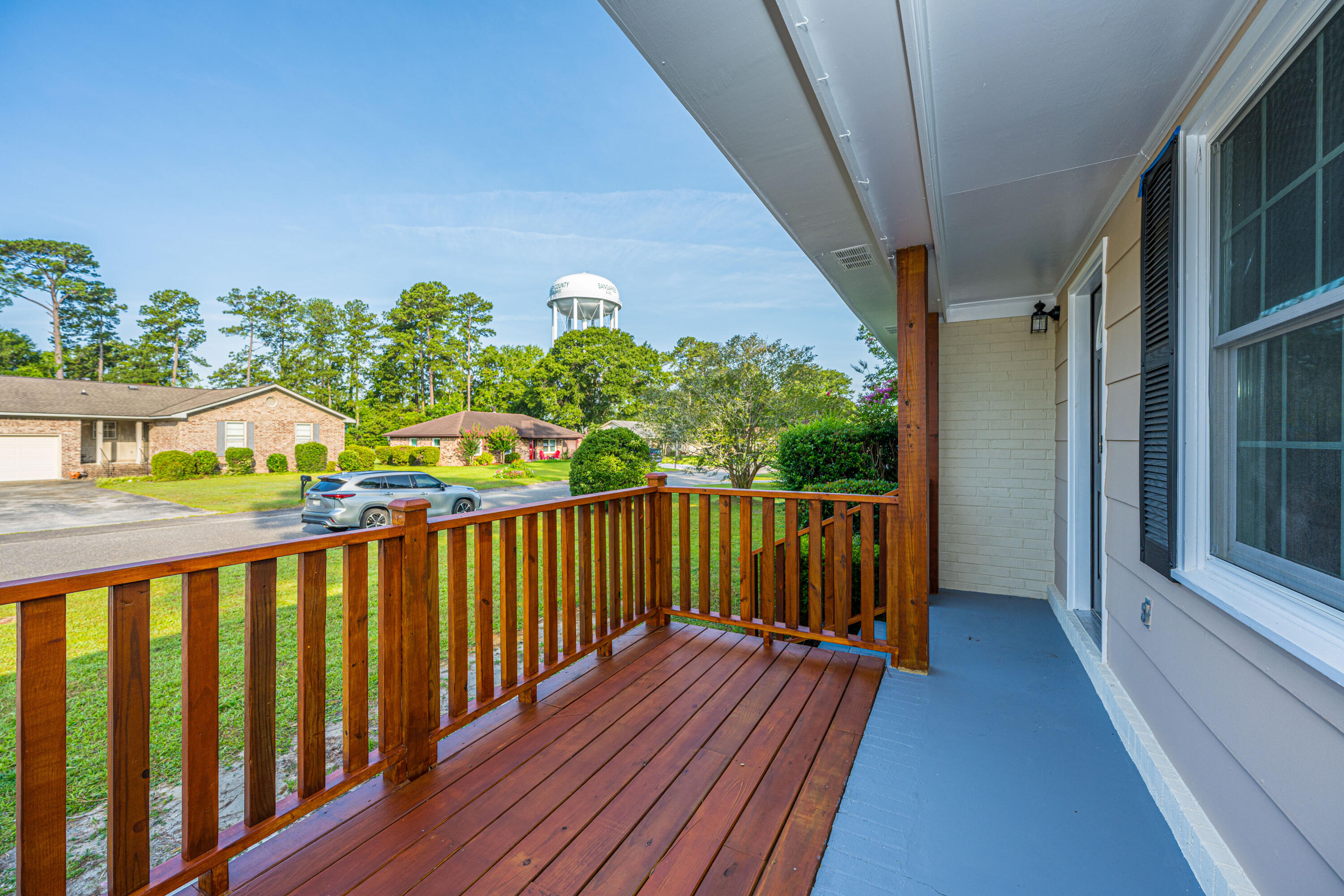 104 Forest Lane