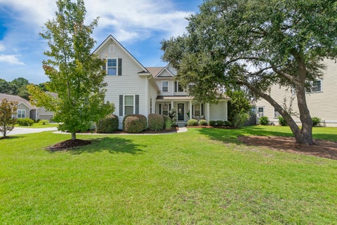 Photo of 223 Swallowtail Court, Mount Pleasant, SC 29464 (MLS # 26024419)