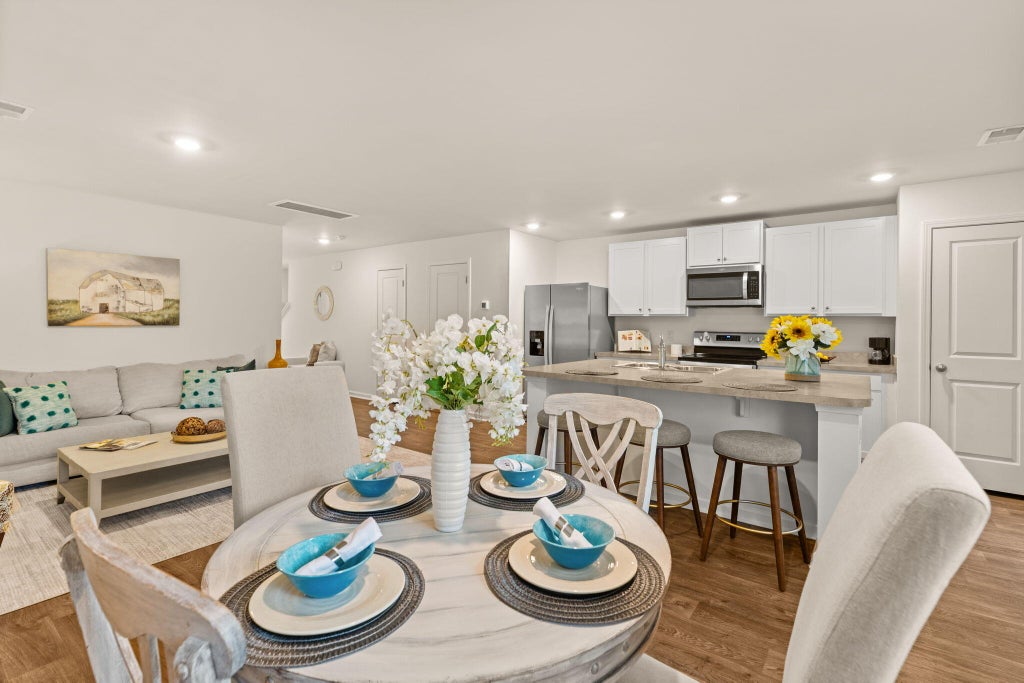 Photo of 130 Gaura Lane, Summerville, SC 29483 (MLS # 26020983)