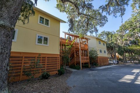 A home in Edisto Island