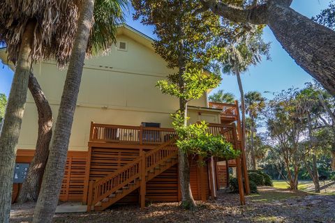 A home in Edisto Island