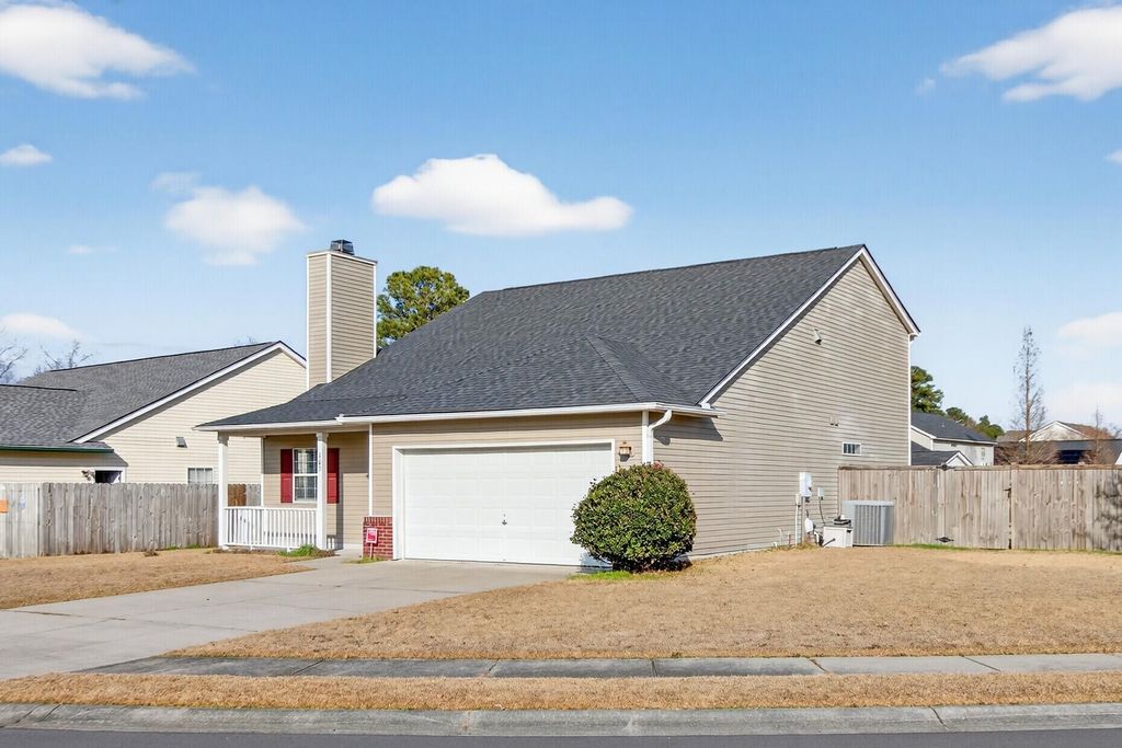 Photo of 103 Dundalk Court, Goose Creek, SC 29445 (MLS # 26002189)