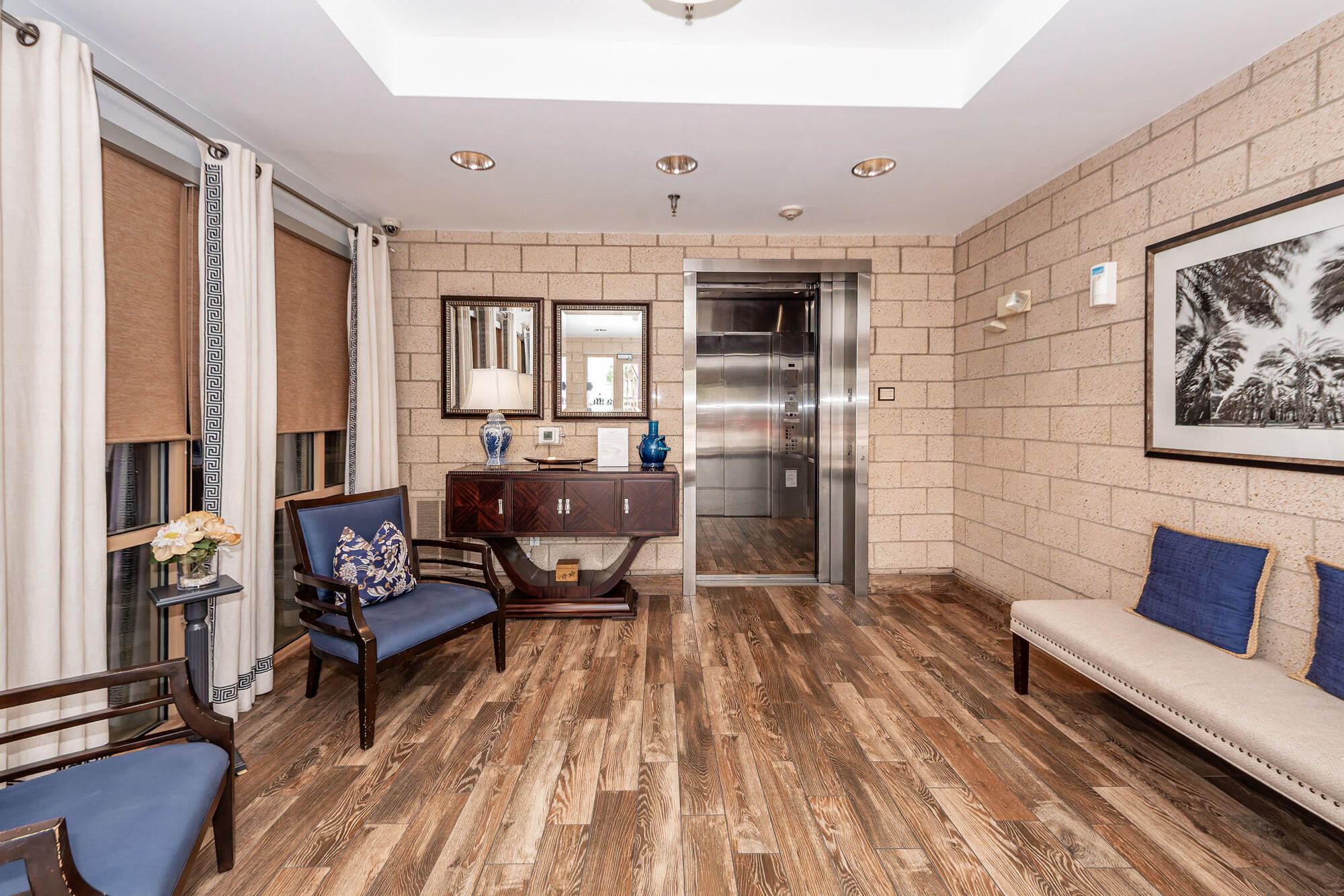 200 River Landing Drive 306d