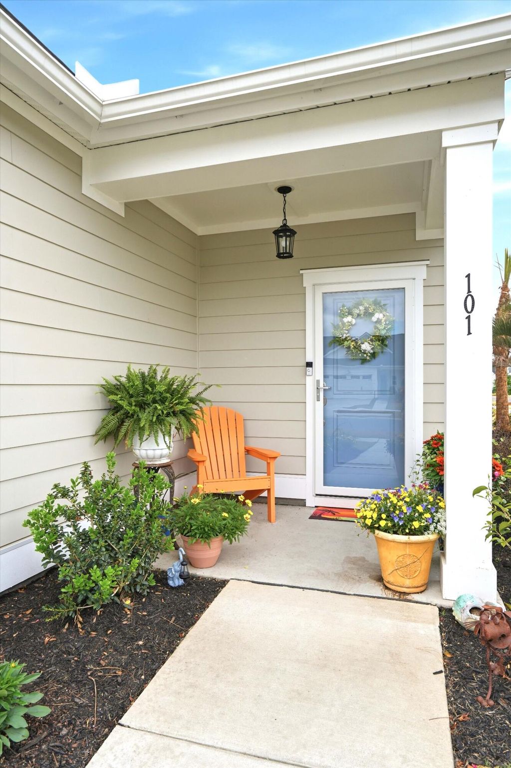 Photo of 101 Barker Street, Summerville, SC 29486 (MLS # 26012520)