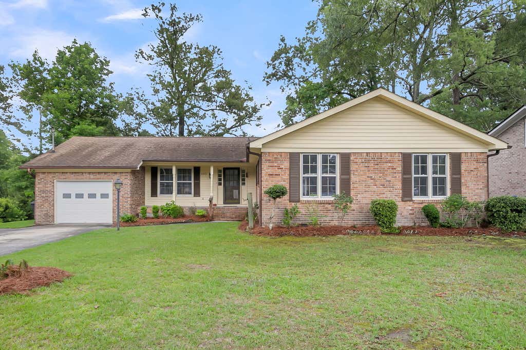 Photo of 8310 Greenridge Road, North Charleston, SC 29406 (MLS # 26016098)