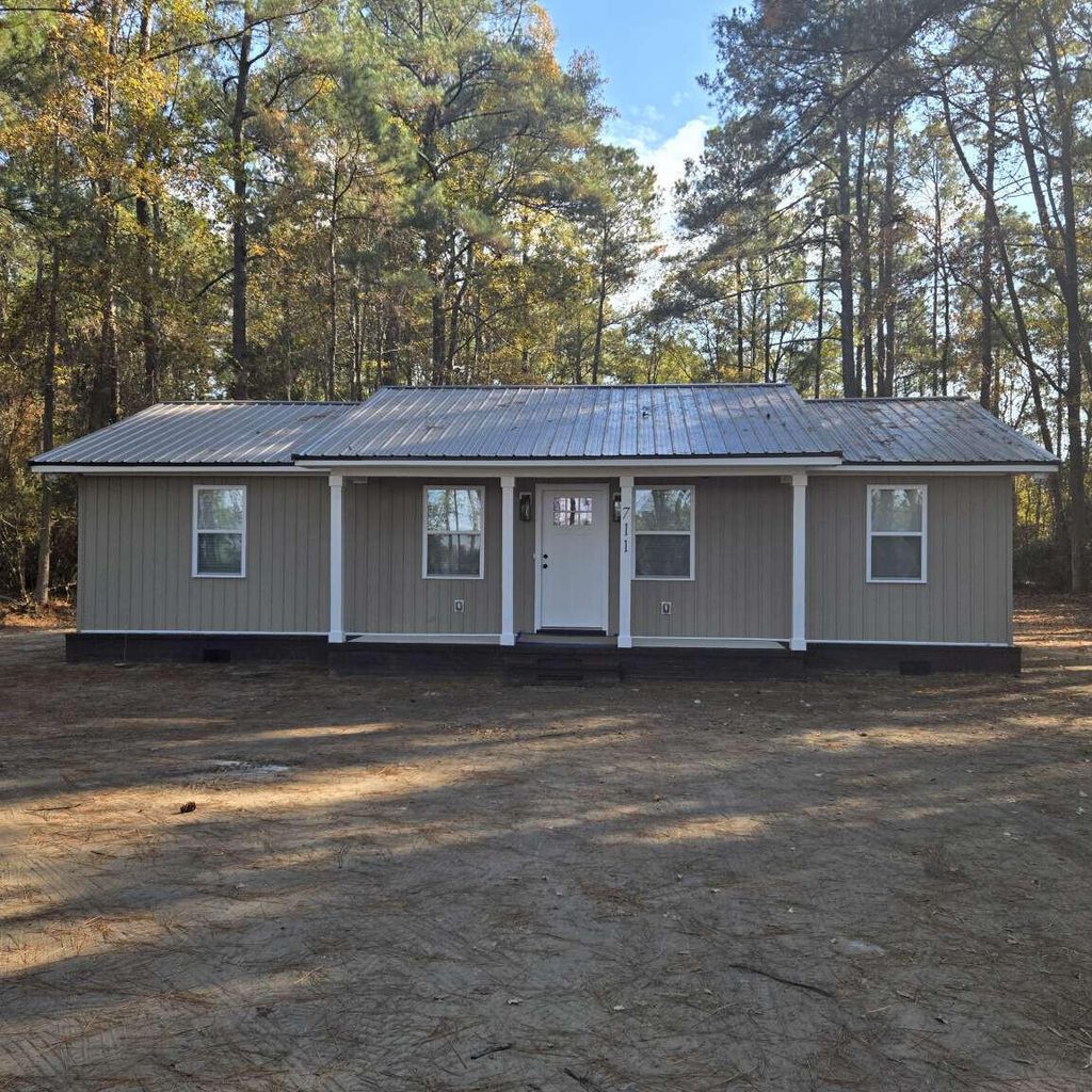 Photo of 711 Rodeo Drive, Walterboro, SC 29488 (MLS # 25032616)