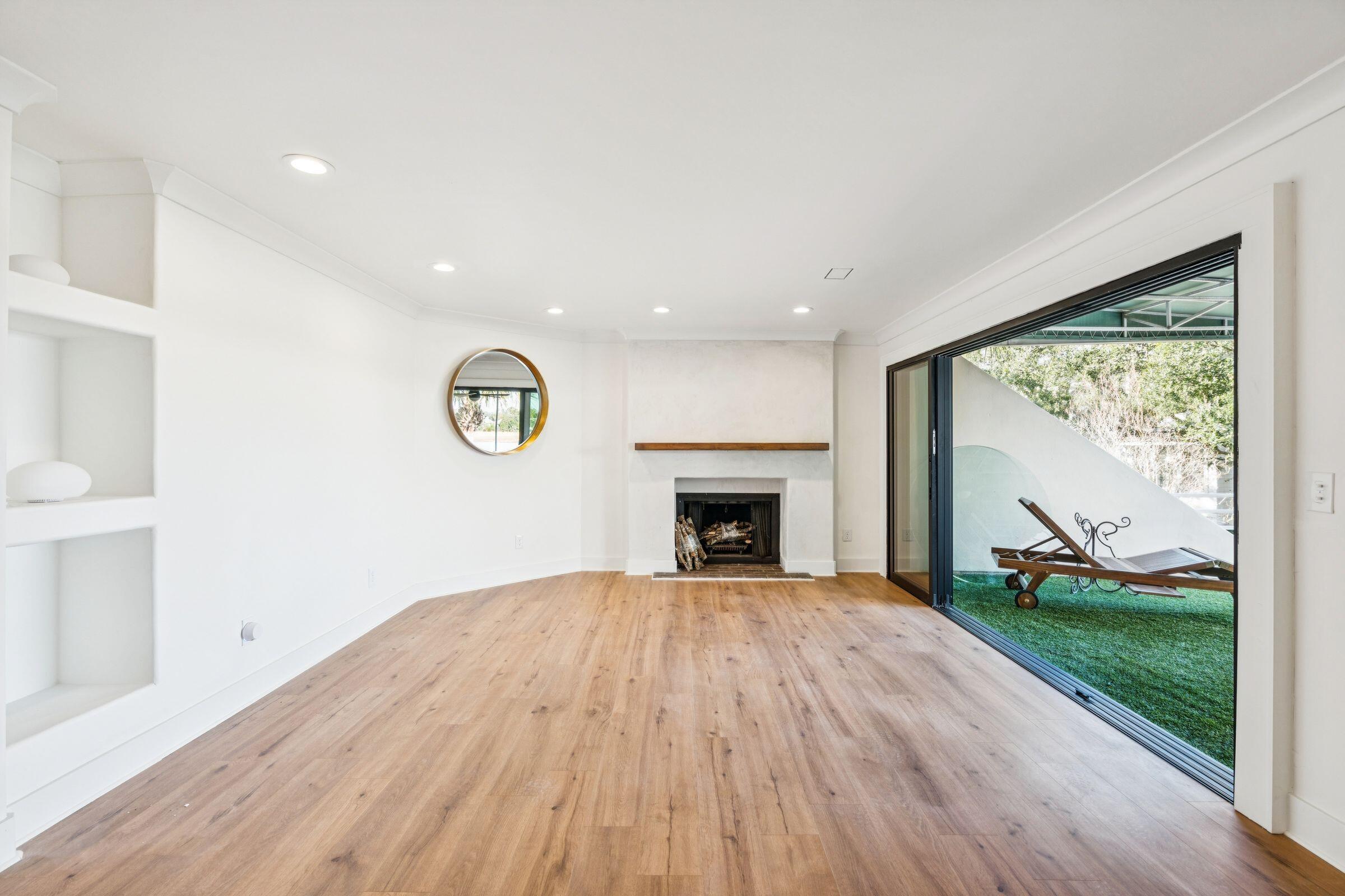 150 Wappoo Creek Drive 9