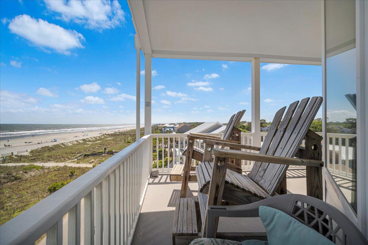 216 W Arctic Avenue 9