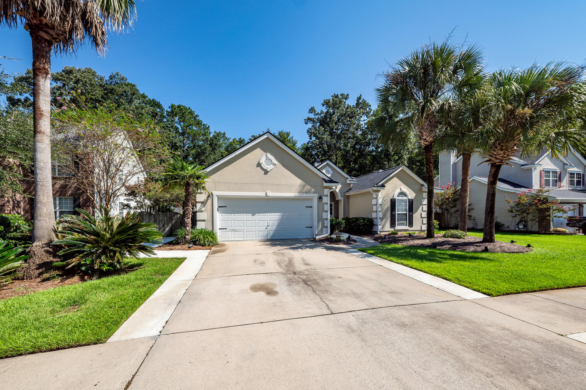 136 Oakbluff Road