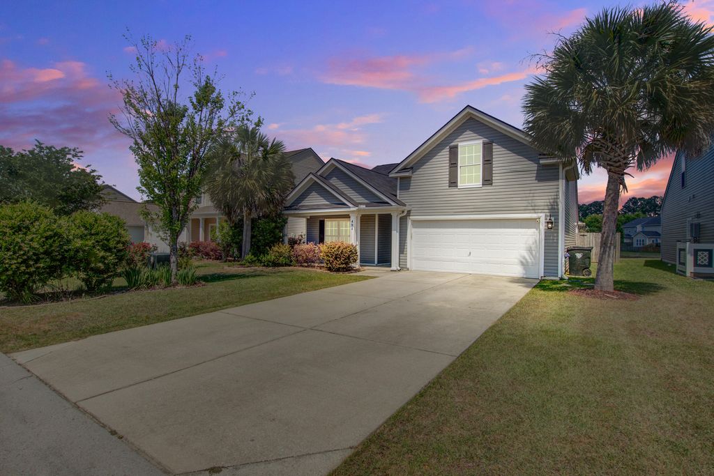 Photo of 494 Dolphin Drive, Summerville, SC 29485 (MLS # 26011190)
