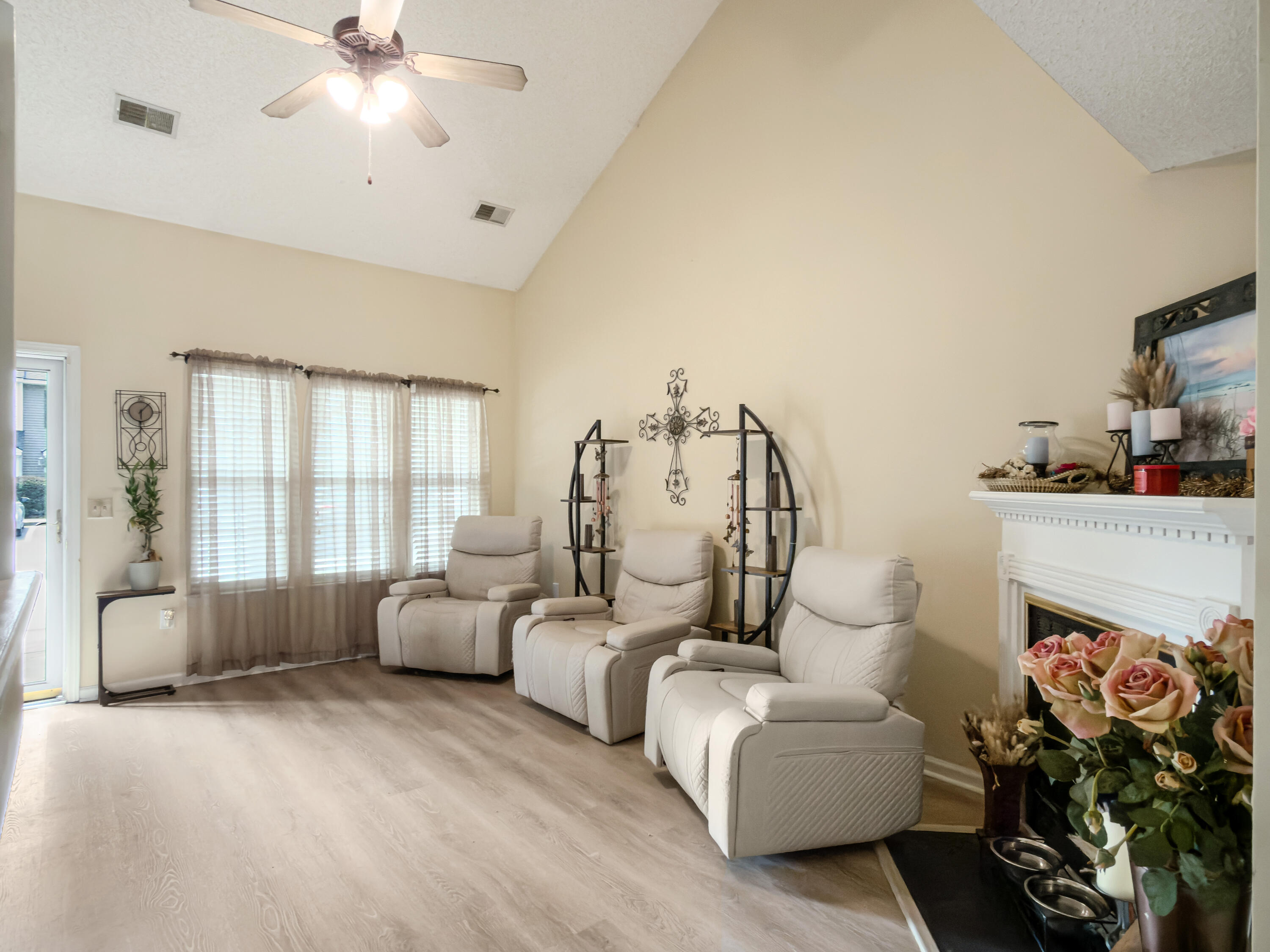 300 Pond Pine Trail