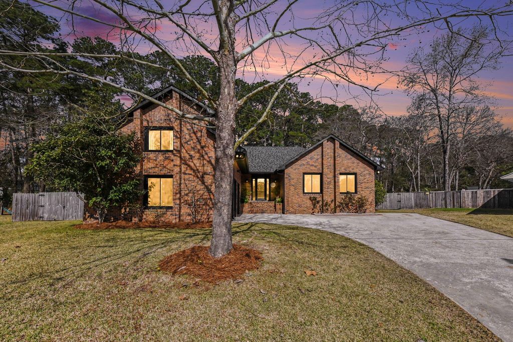 Photo of 104 Derby Court, Goose Creek, SC 29445 (MLS # 26006179)