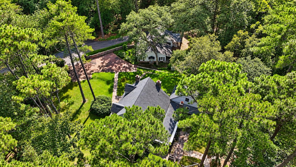 Photo of 104 Willis Lane, Summerville, SC 29483 (MLS # 26026704)