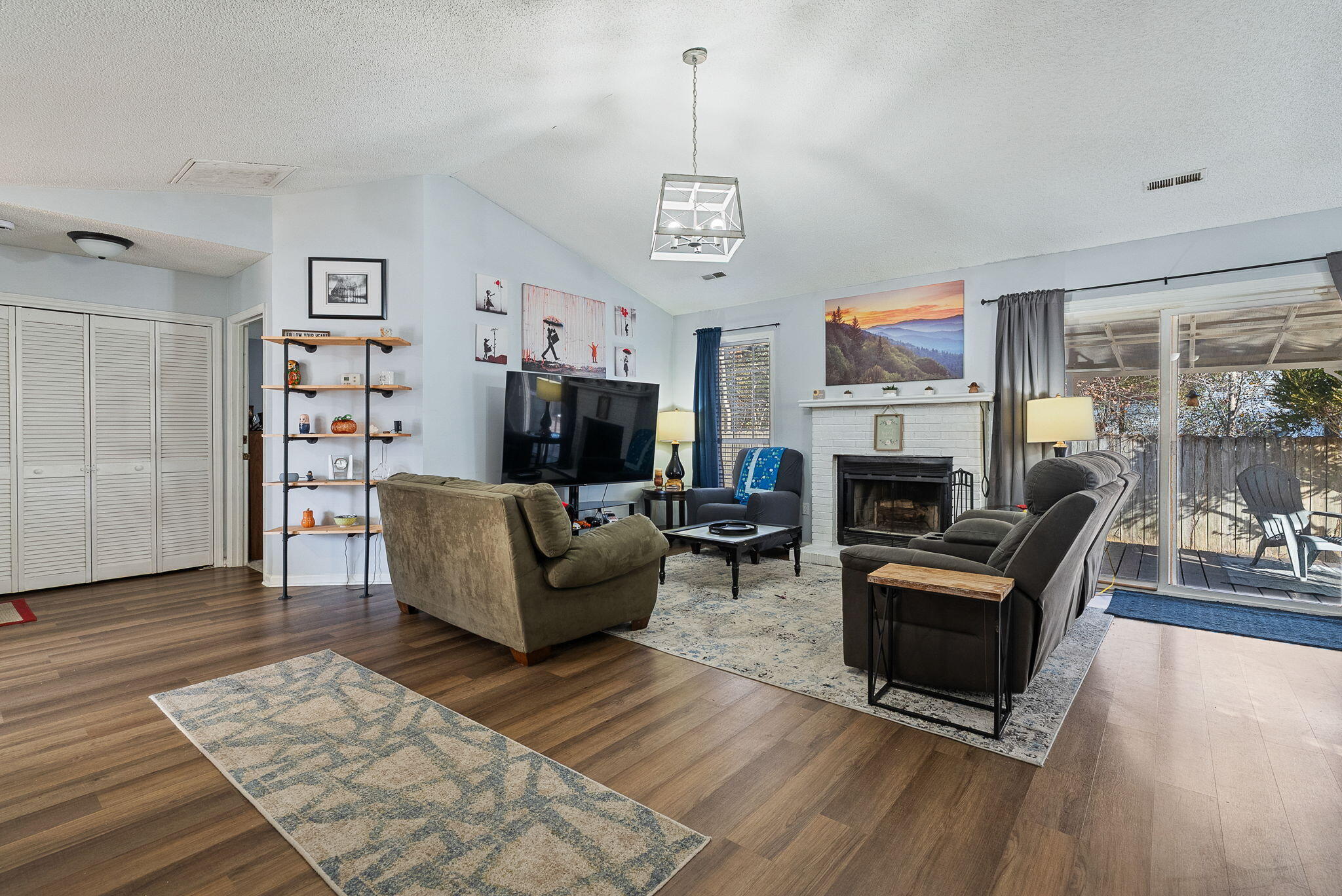 118 Single Tree Court