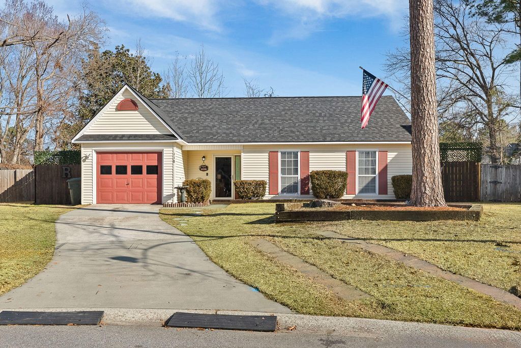 Photo of 118 Single Tree Court, Goose Creek, SC 29445 (MLS # 26004523)