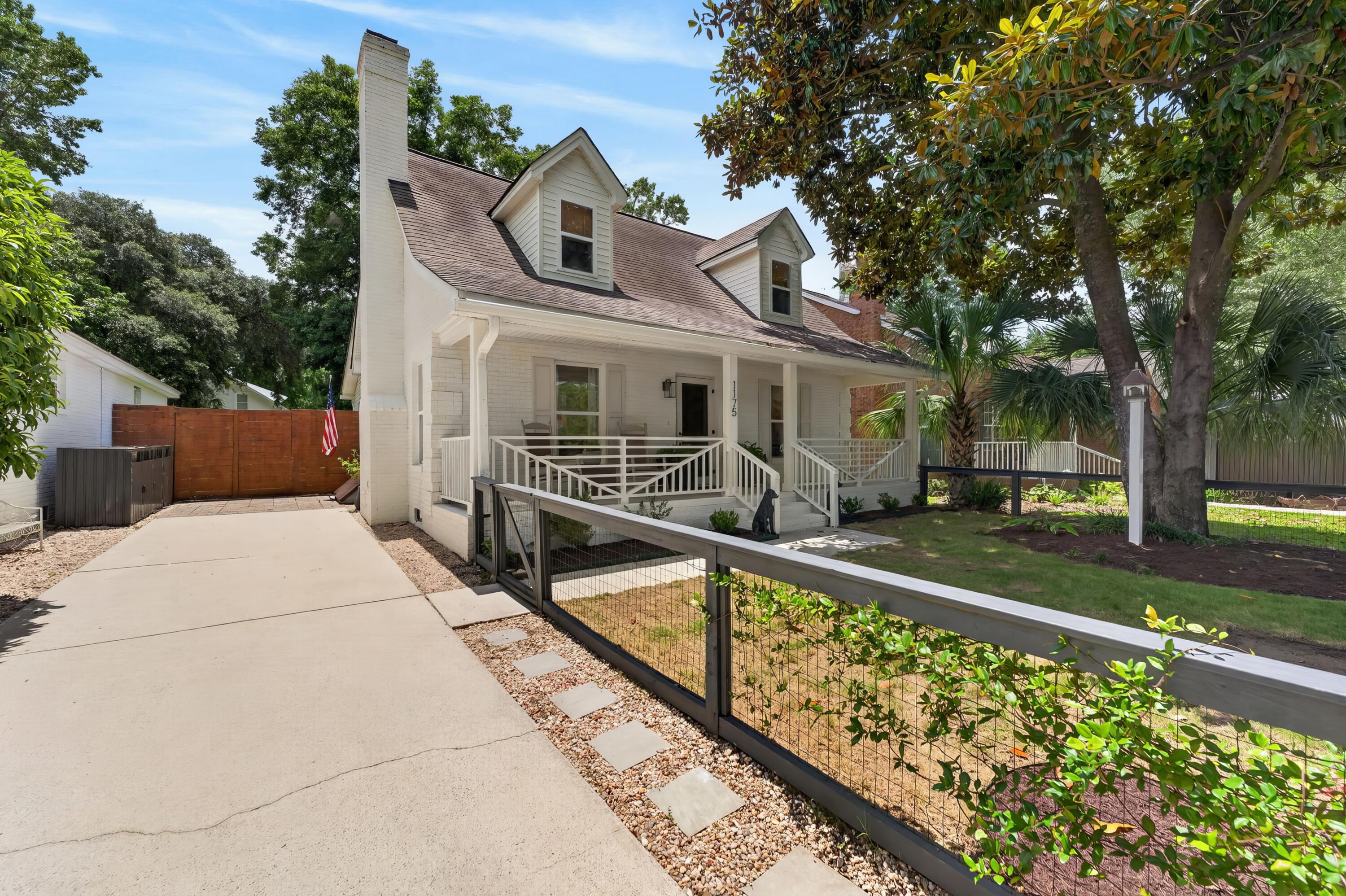 1175 Lazy Lane