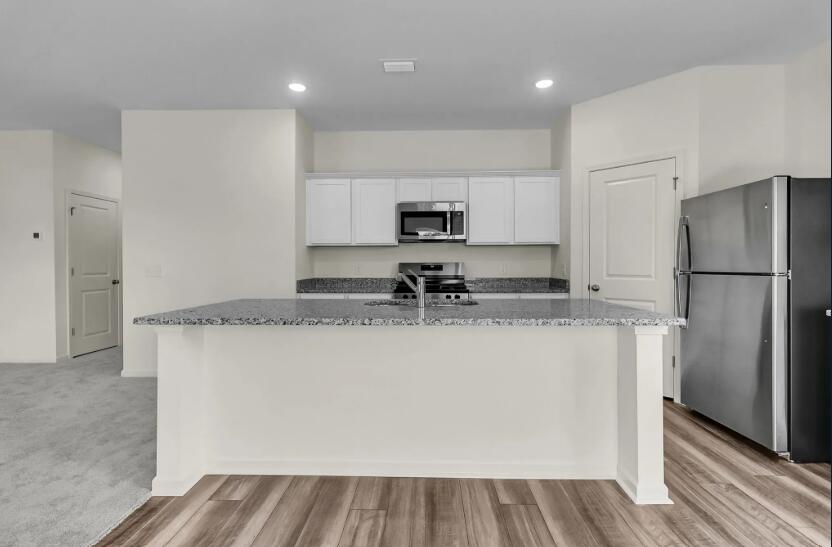 1253 Carriage Wood Circle