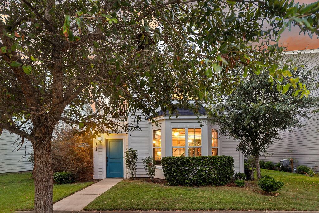 Photo of 2314 Grandiflora Boulevard, Charleston, SC 29414 (MLS # 25026895)