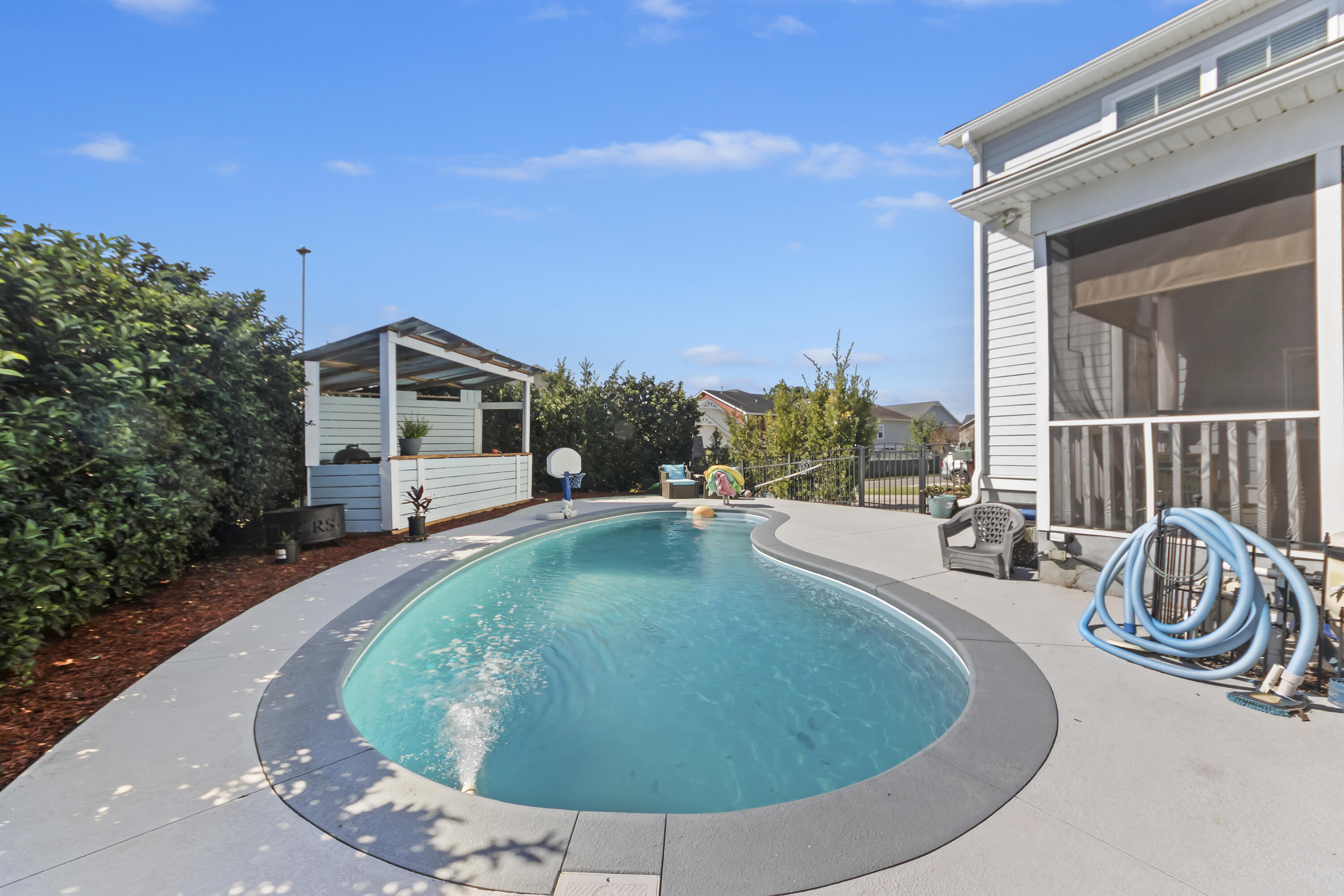 216 Foxbank Plantation Boulevard