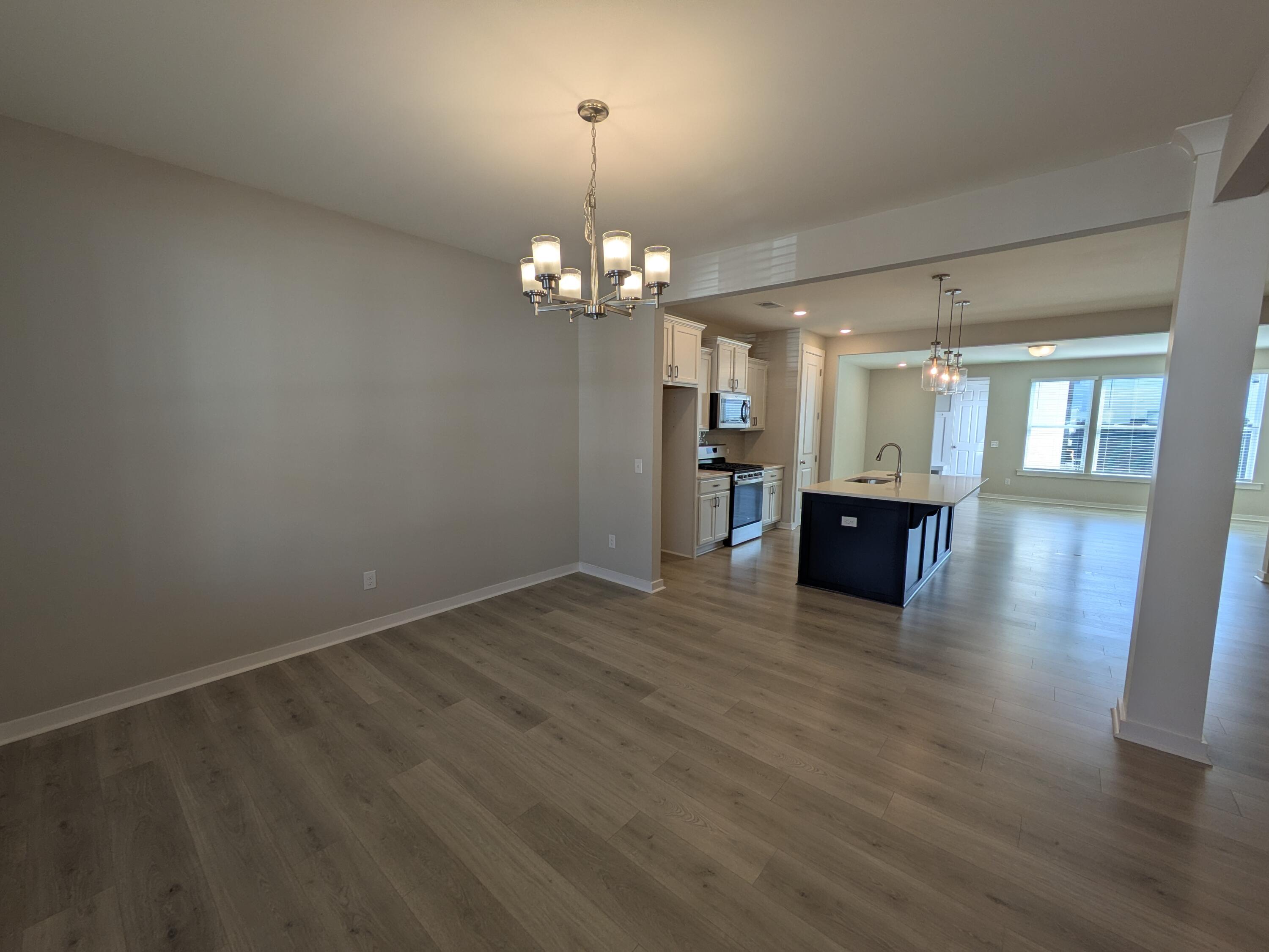1005 Swamp Harrier Avenue