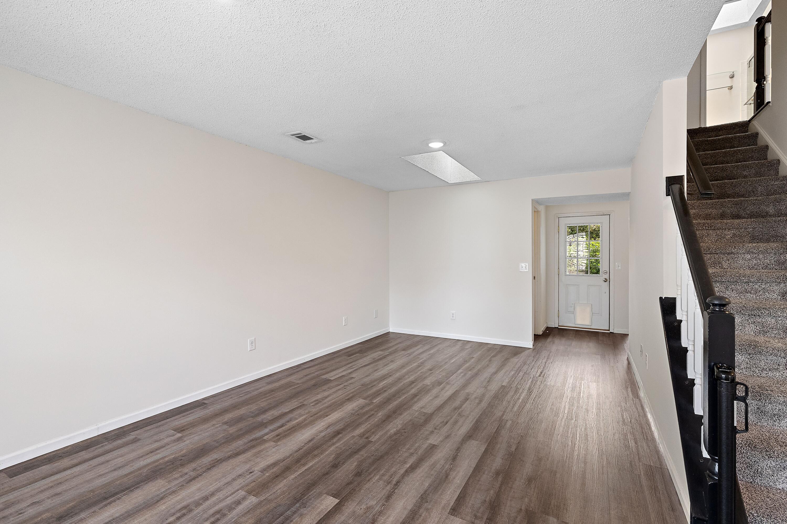 205 Lynton Court
