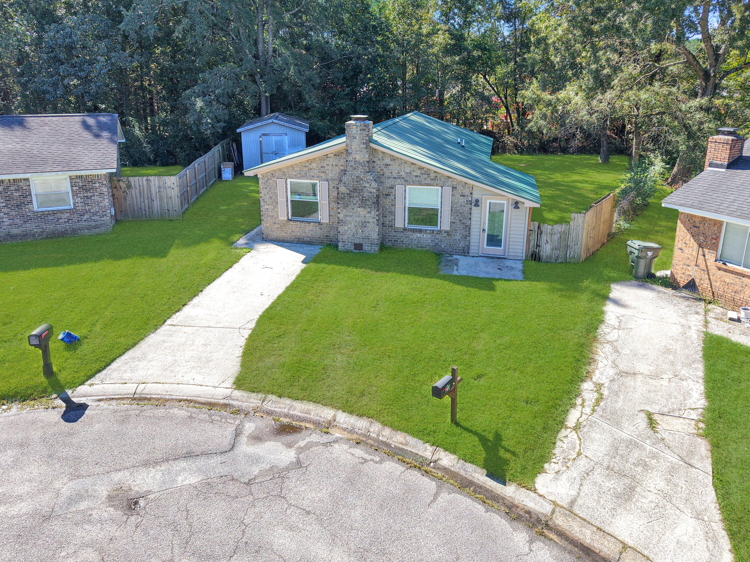 23 Ferncliff Way