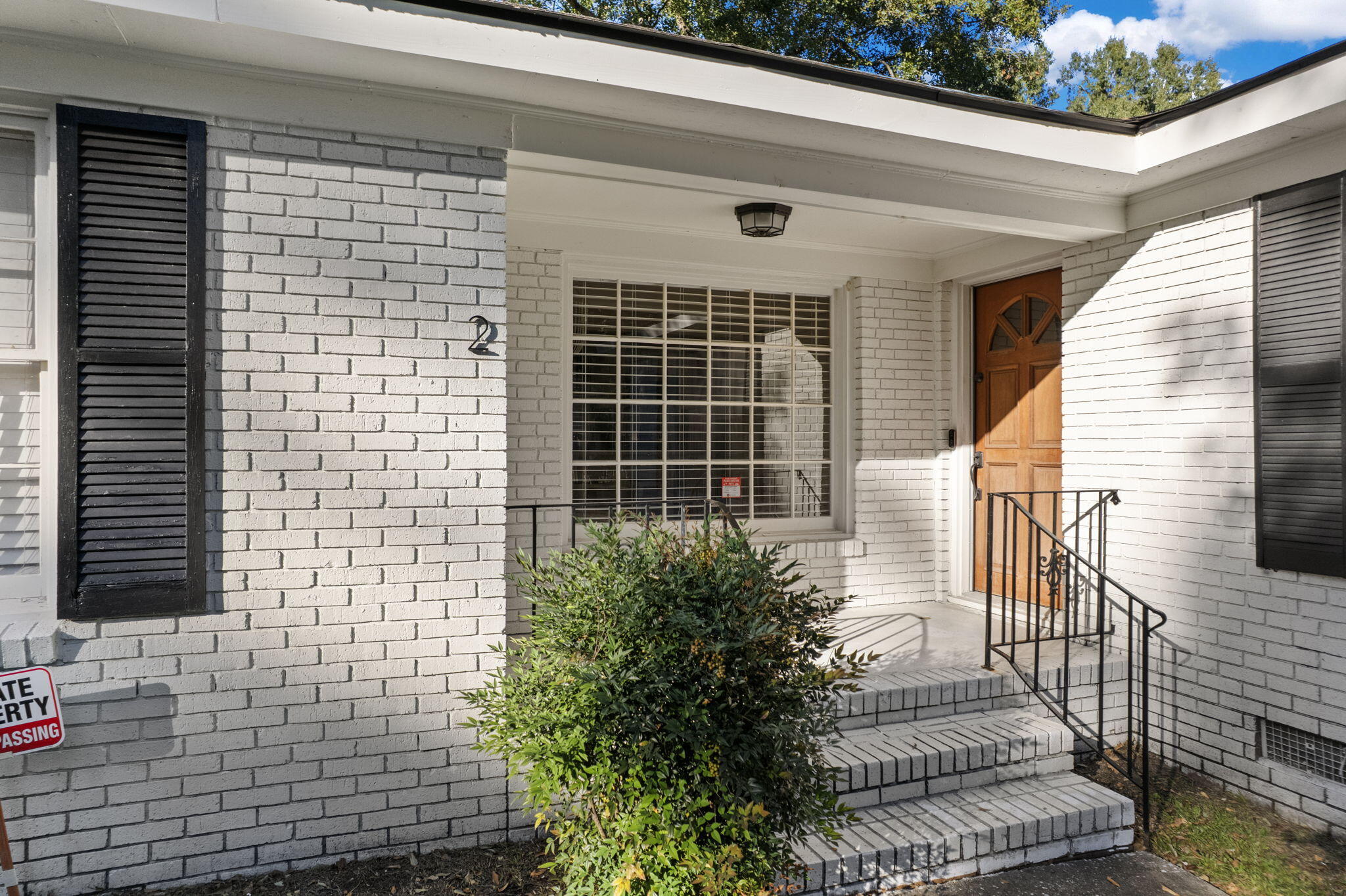 2 Ravenna Avenue