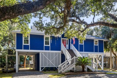 A home in Edisto Island