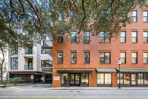 Photo of 21 George Street #203, Charleston, SC 29401 (MLS # 26001249)