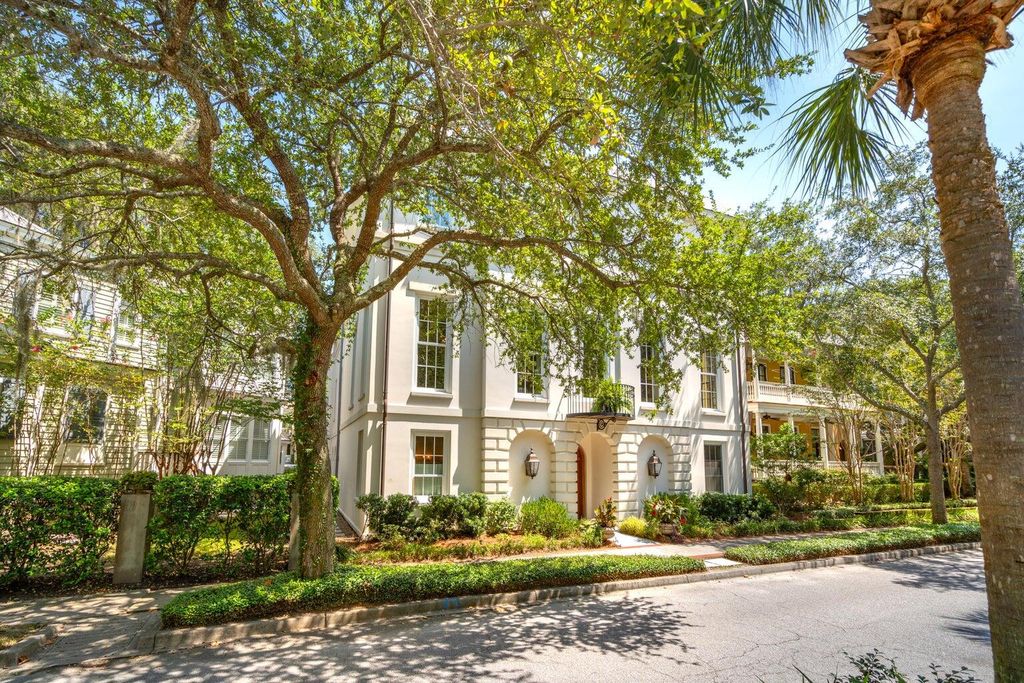 Photo of 174 N Shelmore Boulevard, Mount Pleasant, SC 29464 (MLS # 26005399)