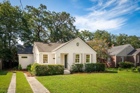 Photo of 16 Campbell Drive, Charleston, SC 29407 (MLS # 25018929)