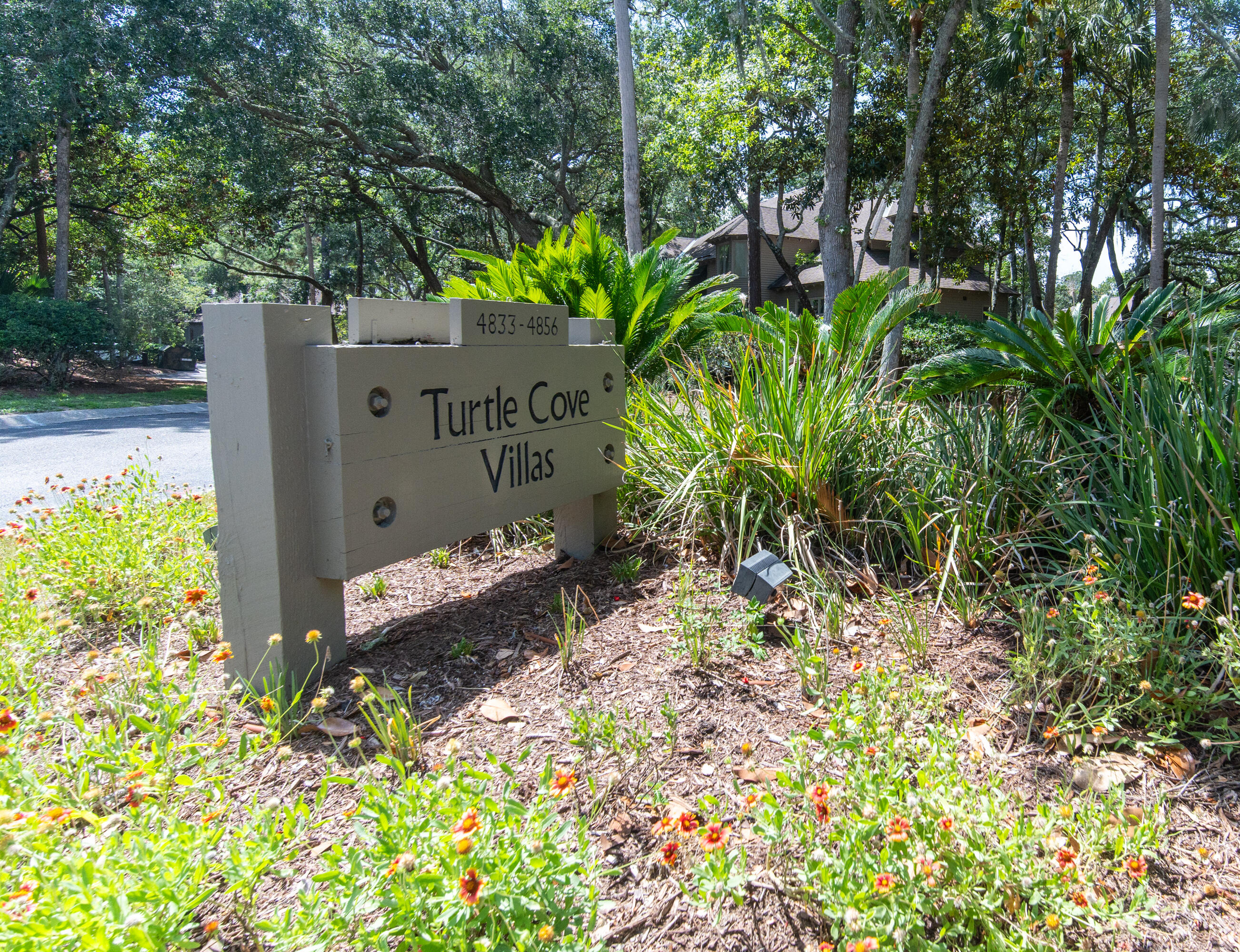4833 Green Dolphin Way
