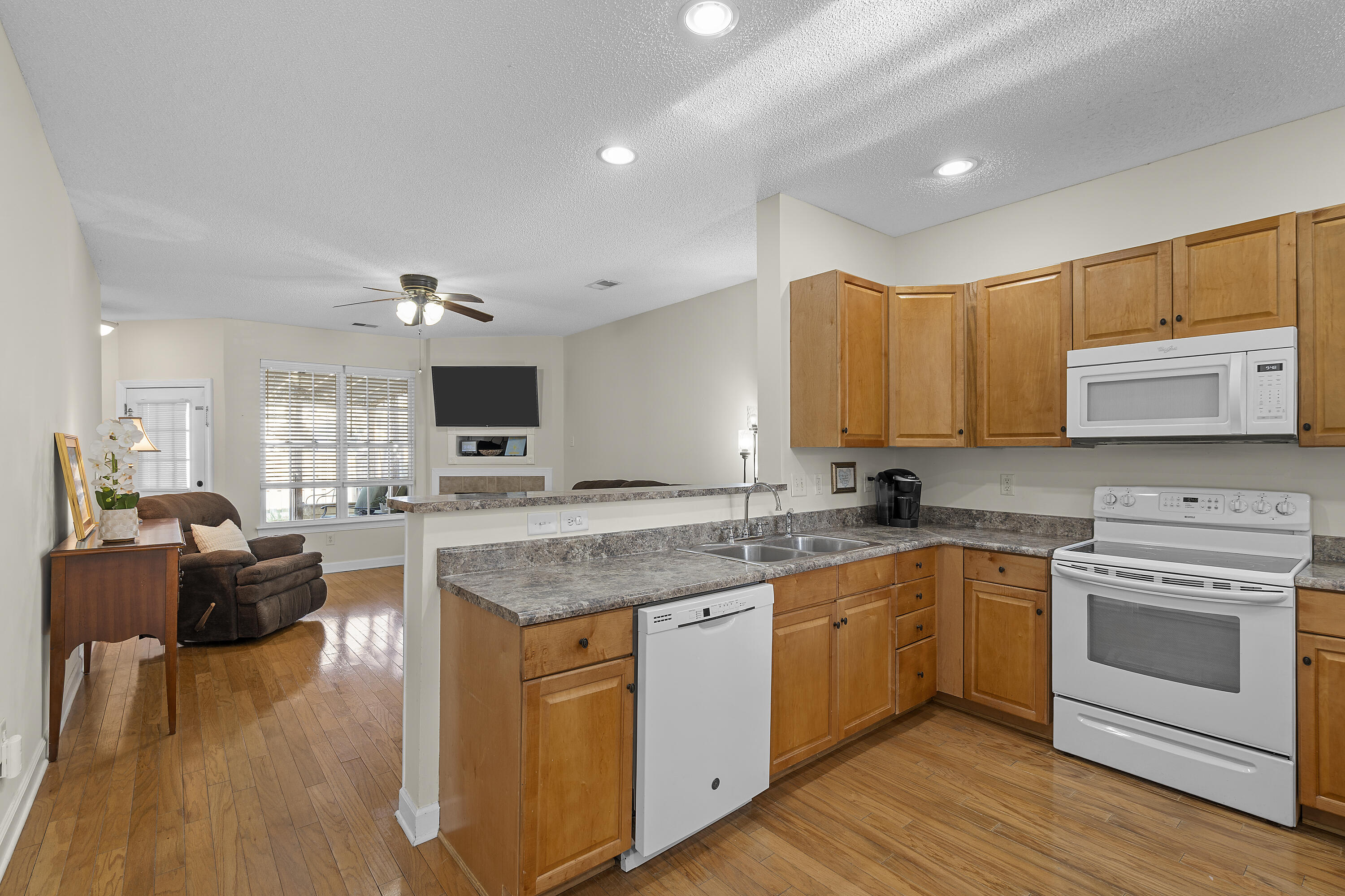 2915 Sweetleaf Lane