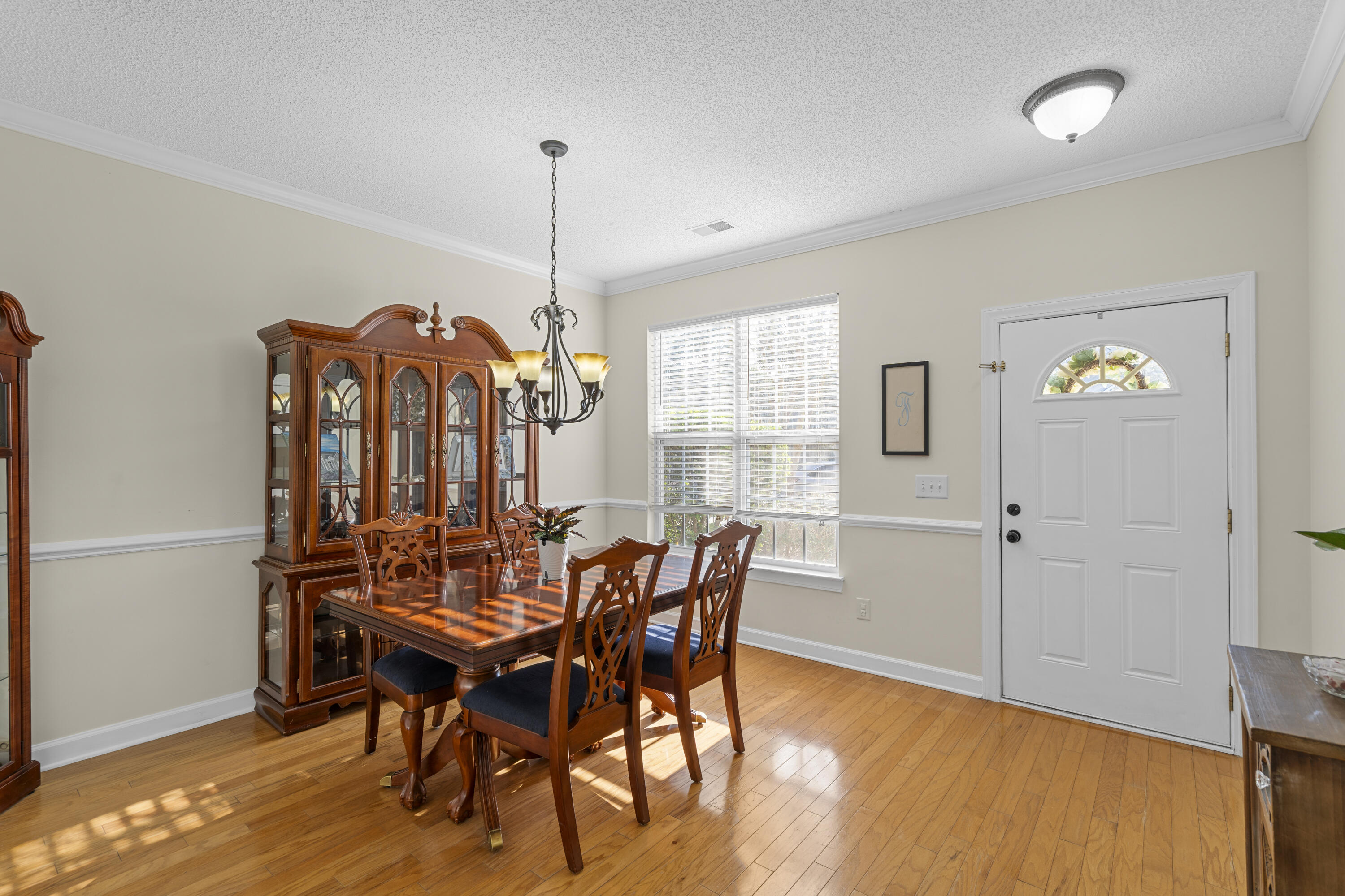 2915 Sweetleaf Lane