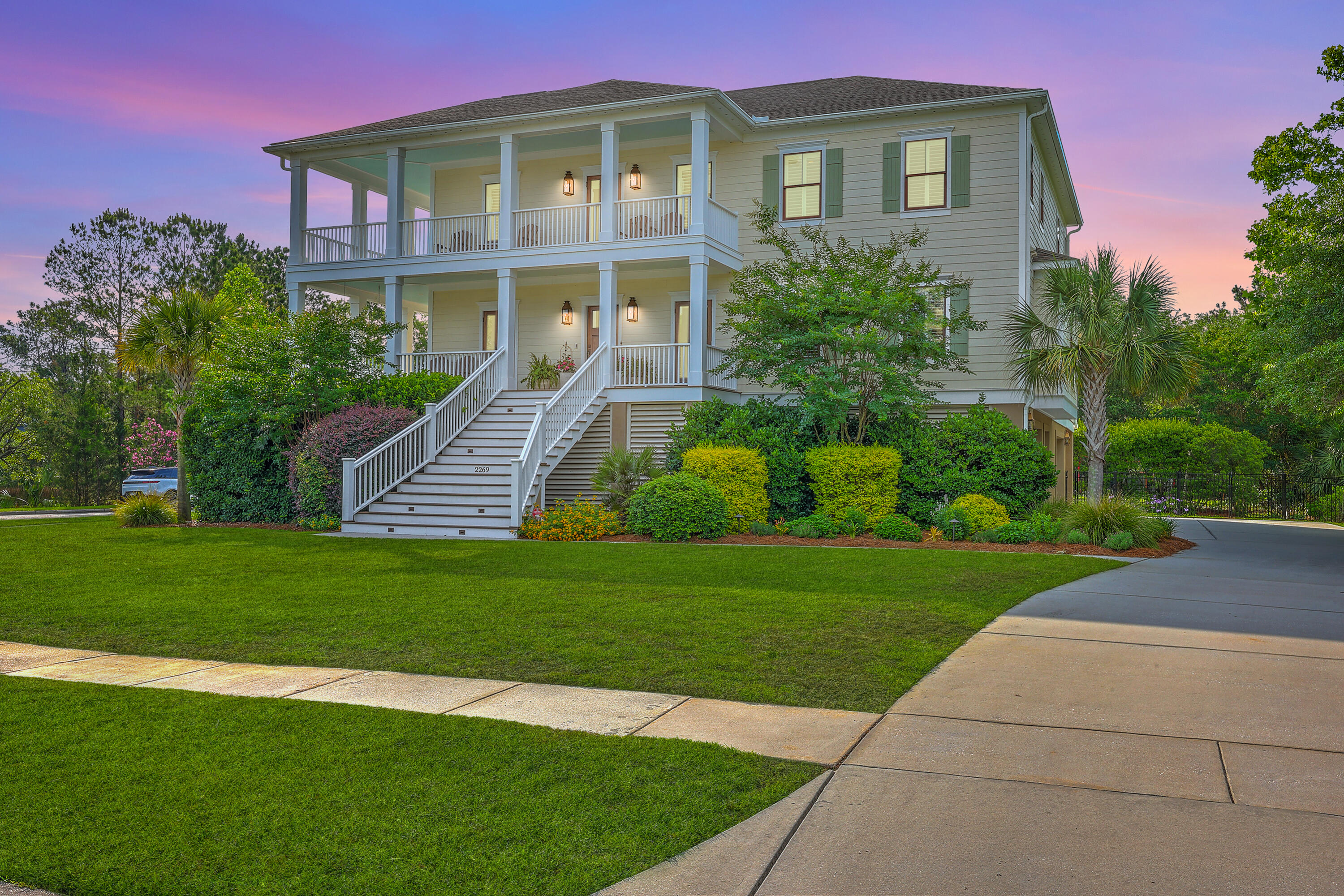 2269 Hartfords Bluff Circle